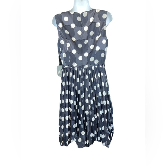 🆕 💙 NWT ADRIANNA PAPELL Navy & White Polka Dot Fit & Flare Dress | Size 4 - Picture 2 of 12